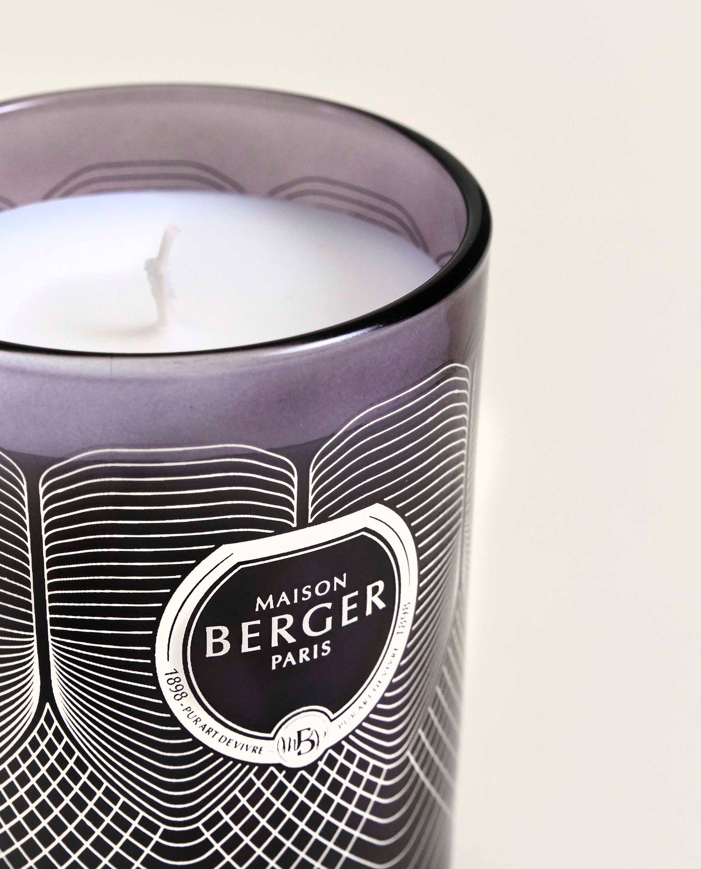 Underneath the Magnolias Candle—Midnight Blue