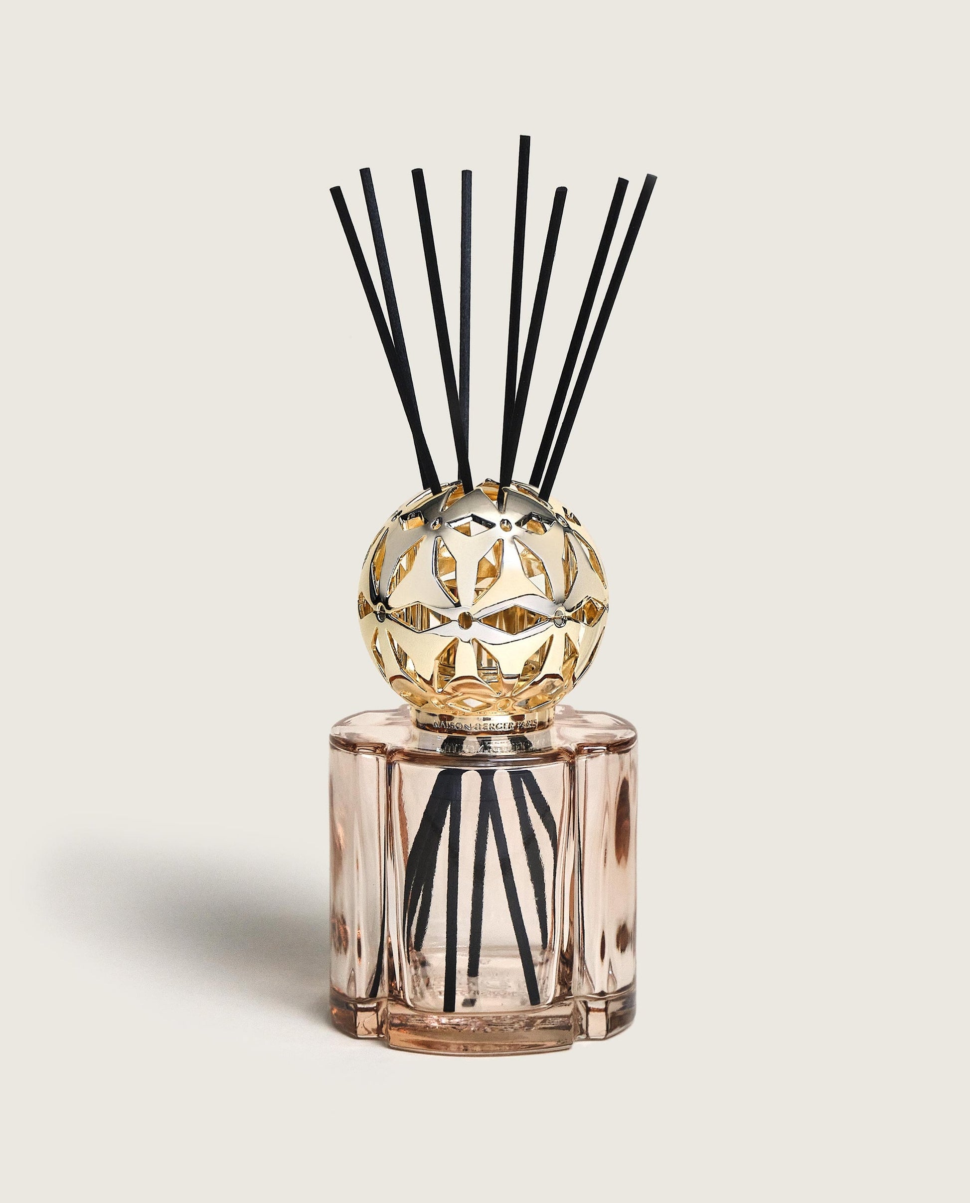 Pomelis Beige Reed Diffuser Gift Set with Vanilla Magnificence