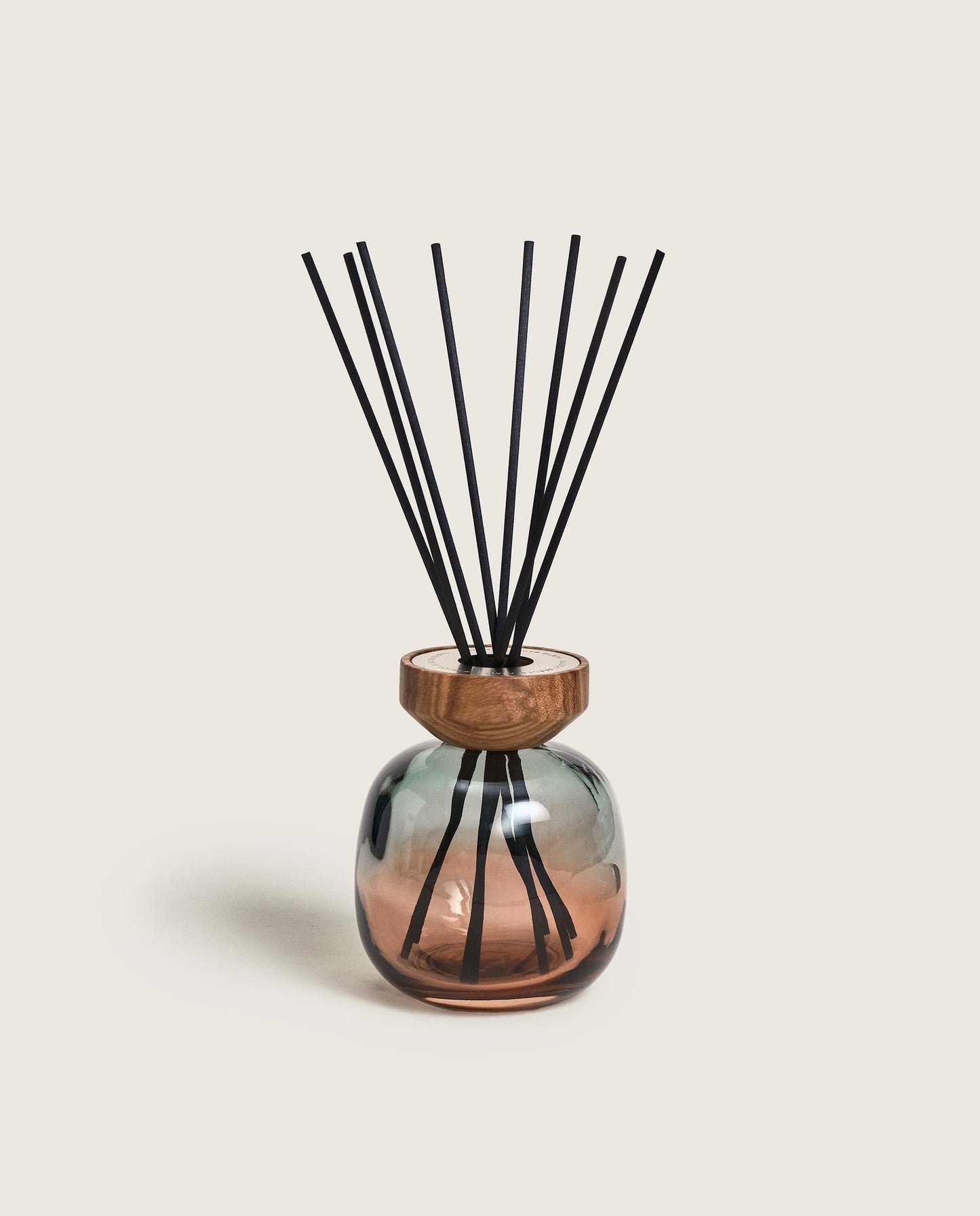 Wood Green/Plum Reed Diffuser with Zest of Verbena
