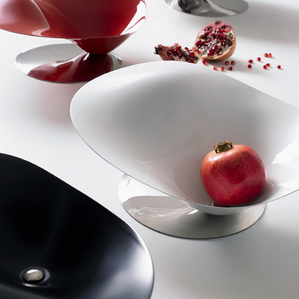 Bugatti Petalo Fruit Holder – Luxurious Interiors