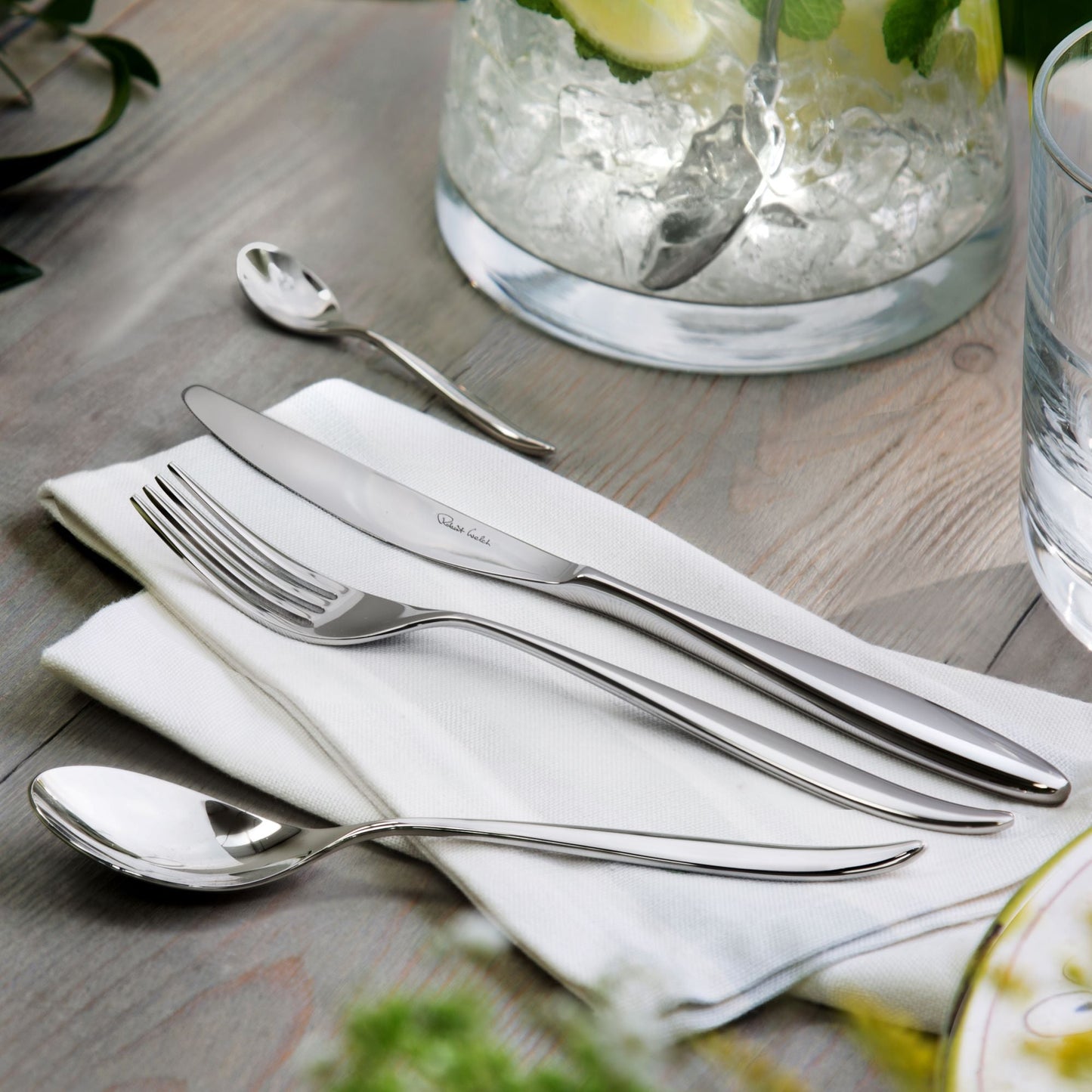 Hidcote Bright Cutlery Set, 96 Piece for 12 People - 12 Free Steak Knives