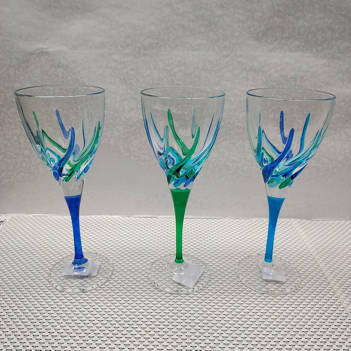 Trix Peacock Wine Glass