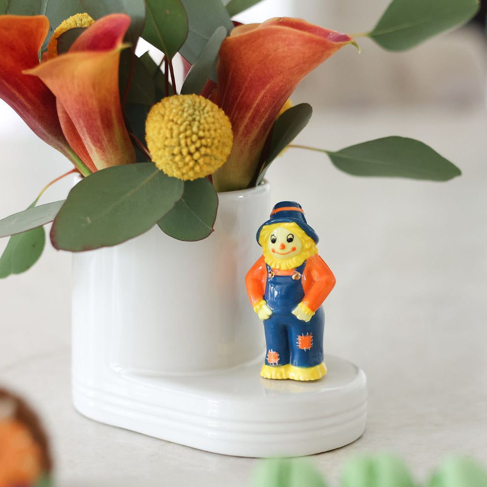 pinstripes round cutie container