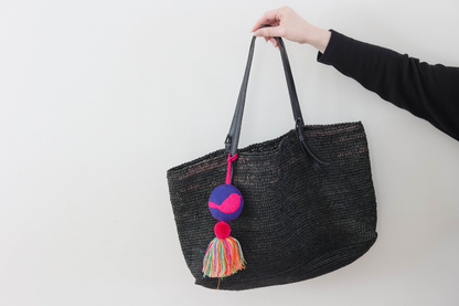 El Fuego Que Nos Unio round bird tassel