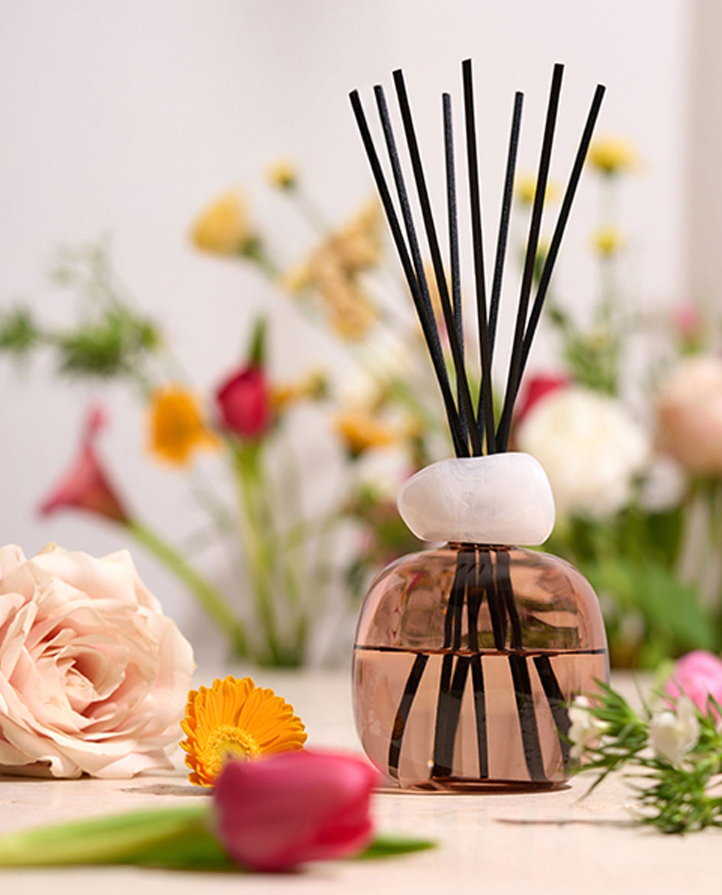 Mineral Burnt Sienna/White Reed Diffuser Gift Set with Lady Flower
