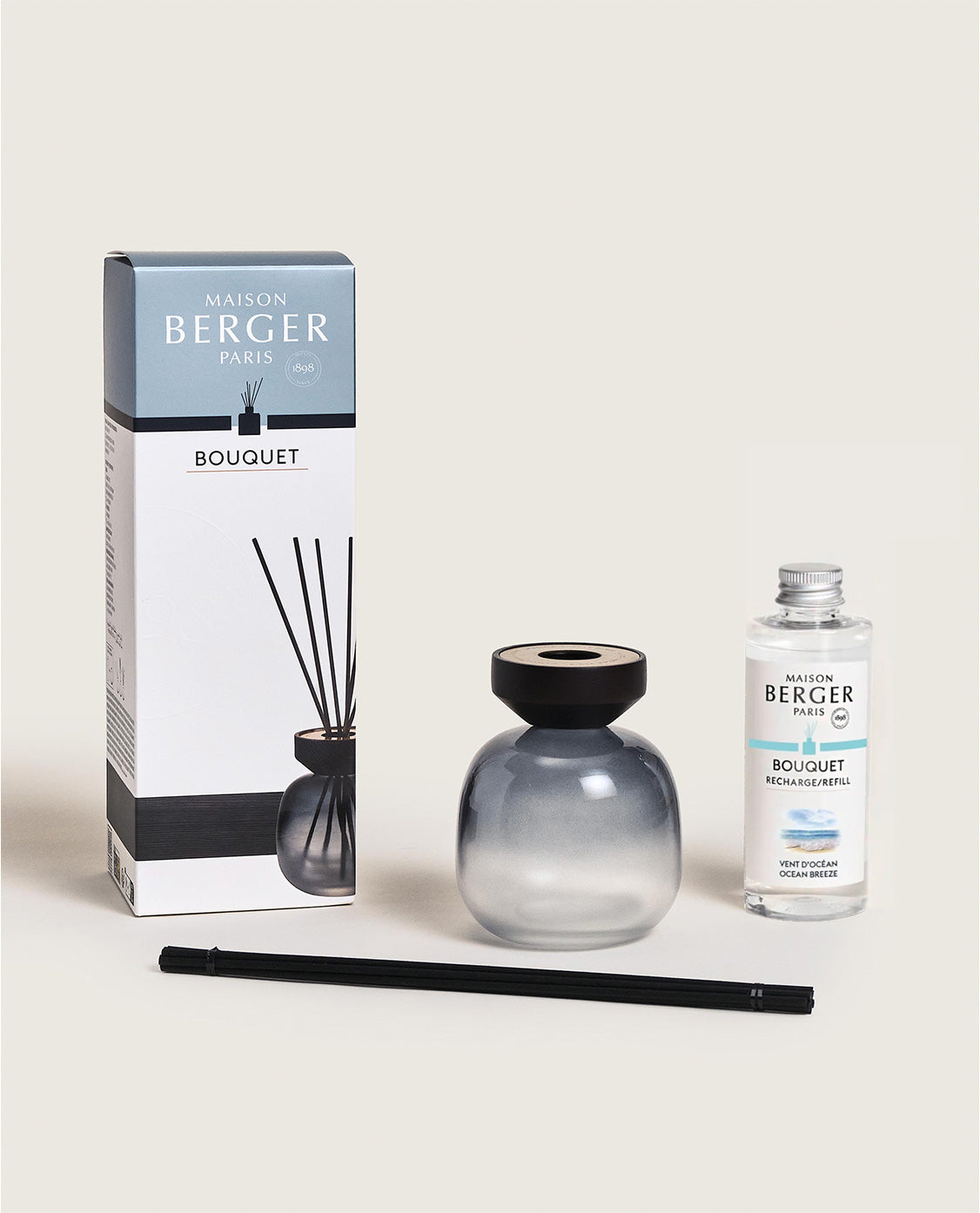 Wood Black/Frosted White Reed Diffuser with Ocean Breeze