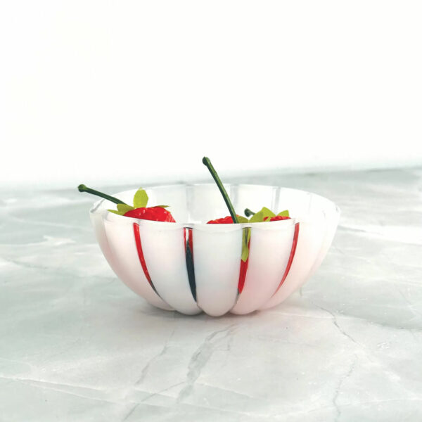 Guzzini Bellissimo Bowl - Small 12 cm - Mother of Pearl with strawberries