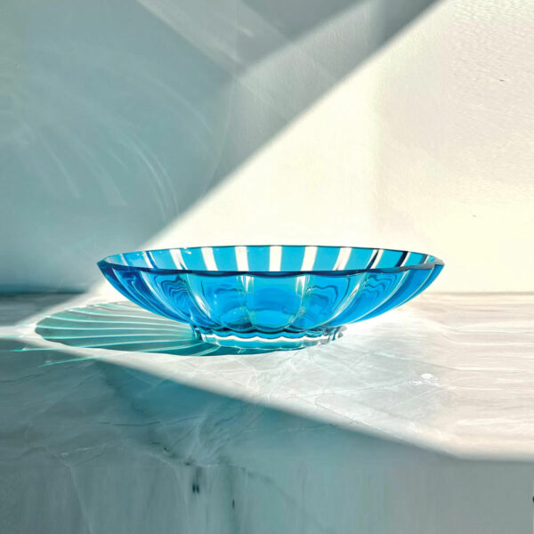 Guzzini Bellissimo Centerpiece - Turquoise - sitting empty on a table